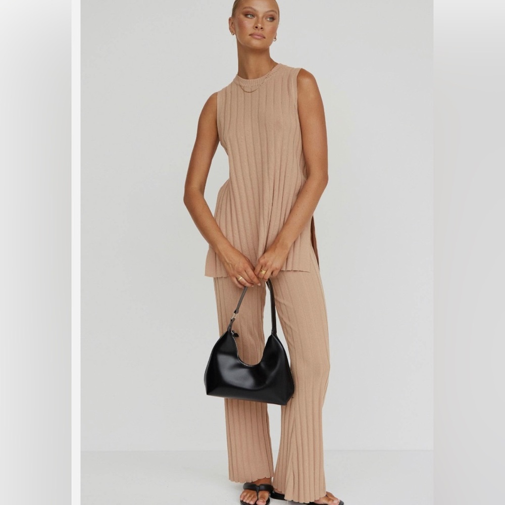 Runway scout two piece ribbed set size xs